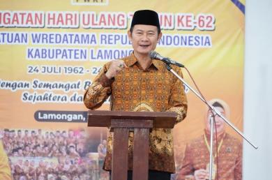 Rayakan HUT PWRI Ke-62, Lansia Lamongan Semakin Tangguh
